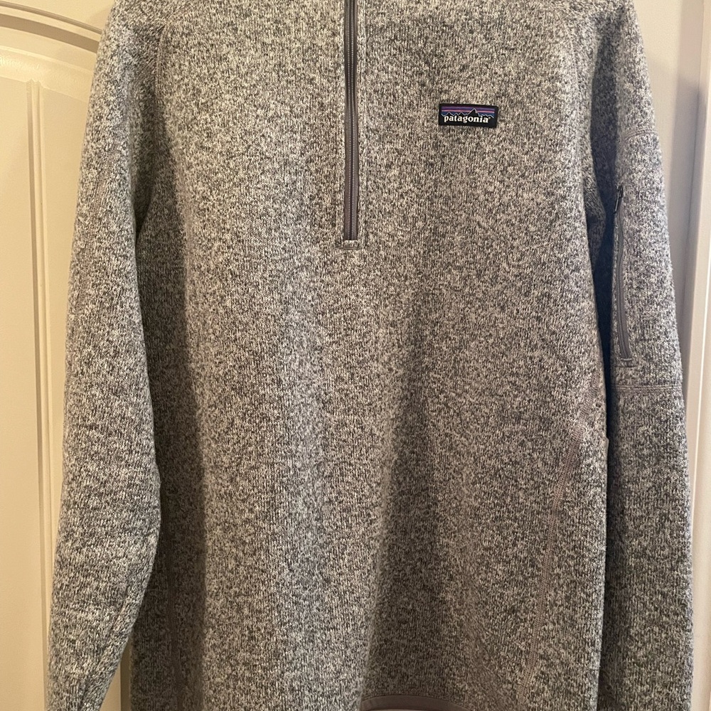 Light gray pullover